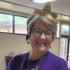 Meet your Posher, Linda